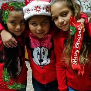 Meet your Posher, Efrain